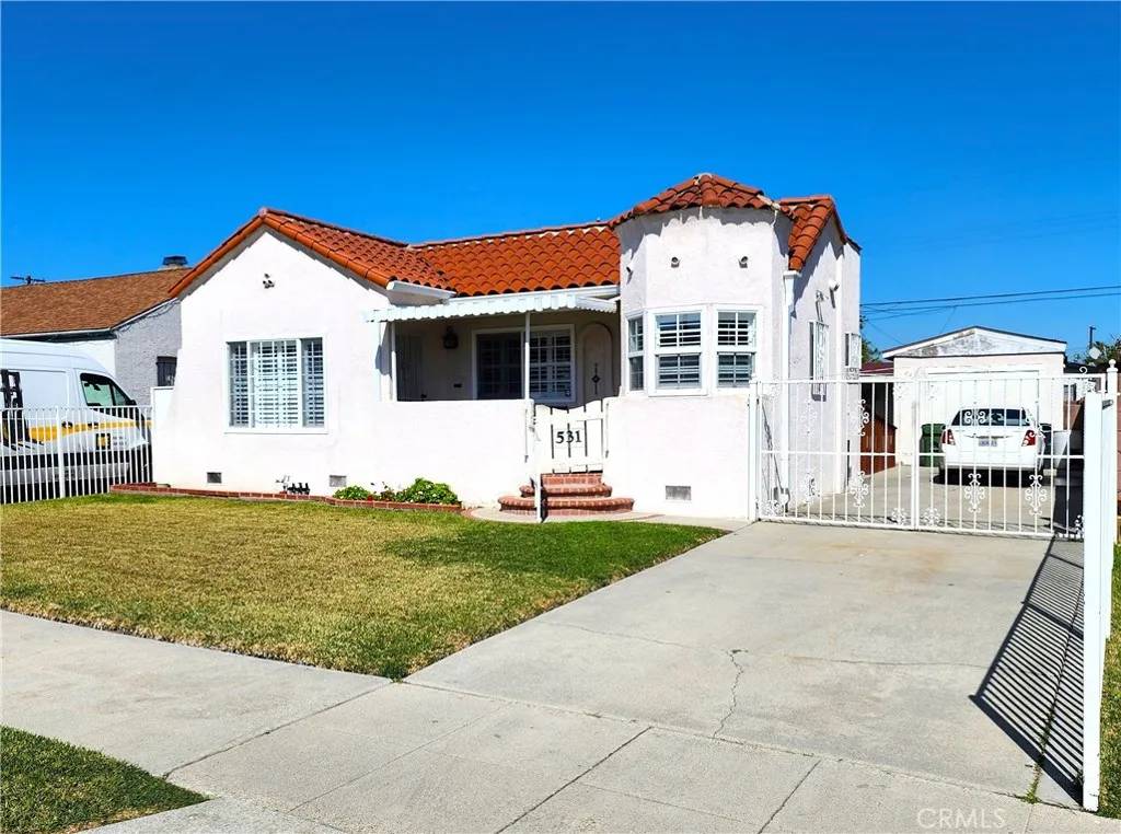 Compton, CA 90220,531 W Arbutus Street