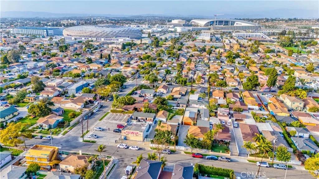 Inglewood, CA 90303,10701 Doty Ave