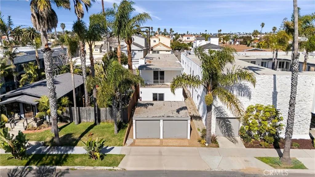 Huntington Beach, CA 92648,319 14th Street