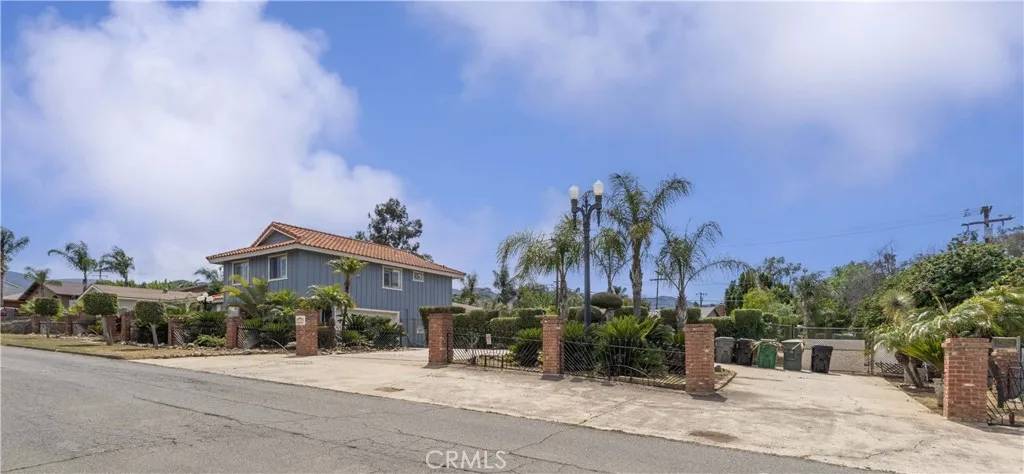 Corona, CA 92881,20015 Winton Street