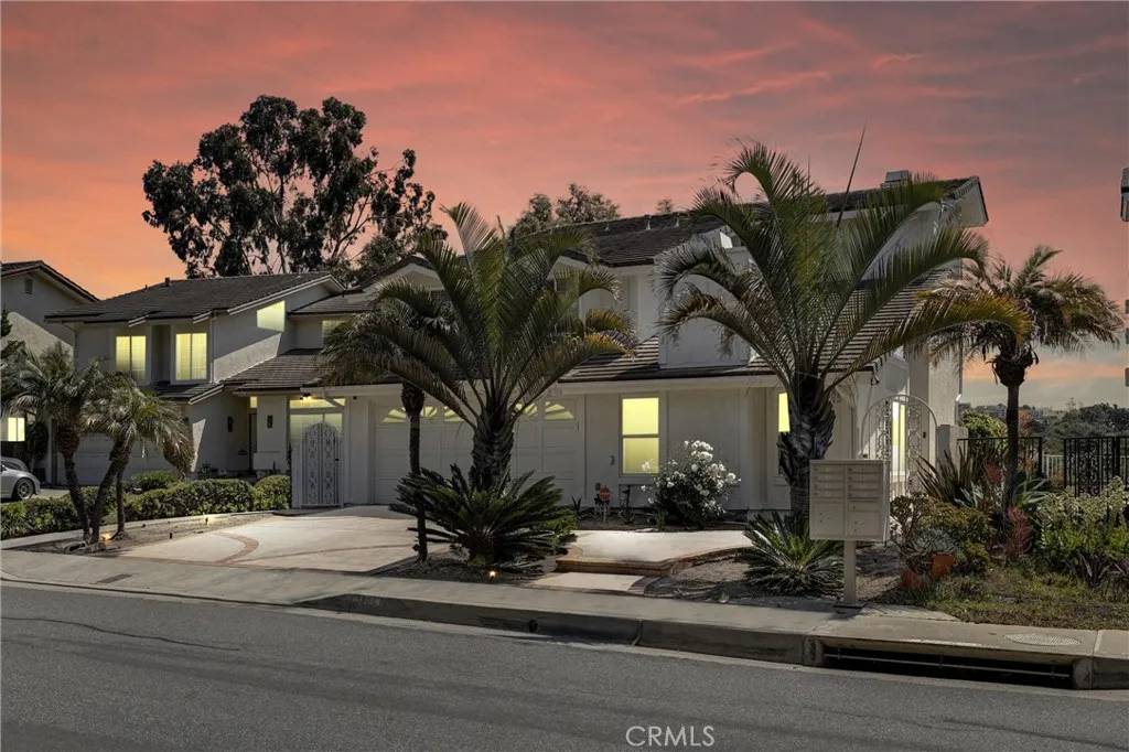 San Clemente, CA 92672,3118 Calle Grande