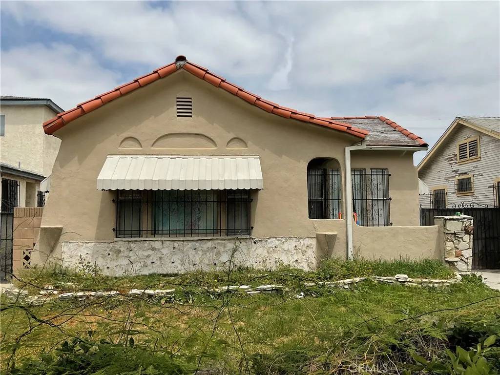 Los Angeles, CA 90044,547 W 106th Street