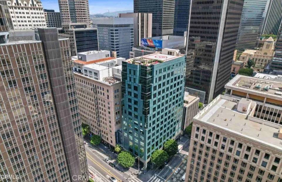 Los Angeles, CA 90017,655 S Hope Street #1102