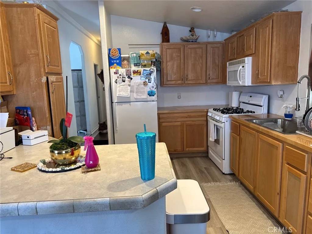 Cypress, CA 90630,9080 Bloomfield Ave #209