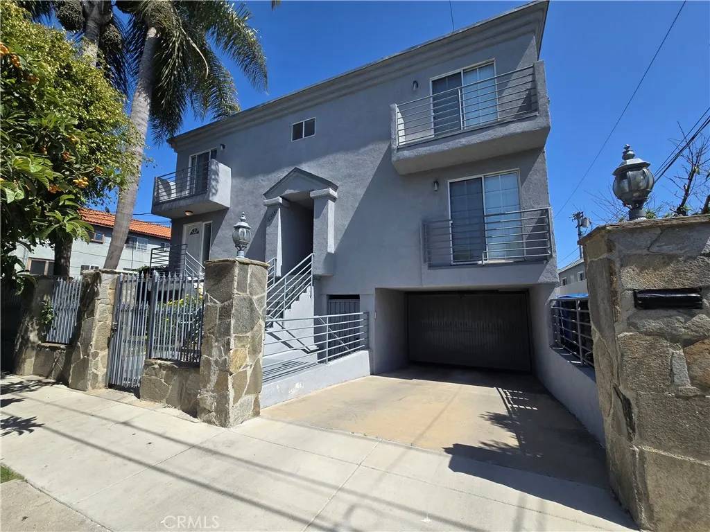 Venice, CA 90291,1054 Harrison Avenue #4