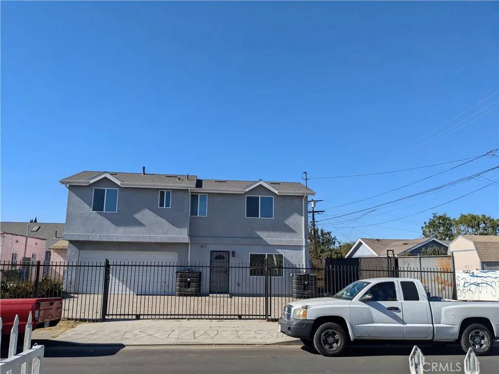 Los Angeles, CA 90059,1977 E 113th Street