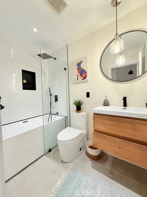 Rialto, CA 92376,1254 W Van Koevering Street