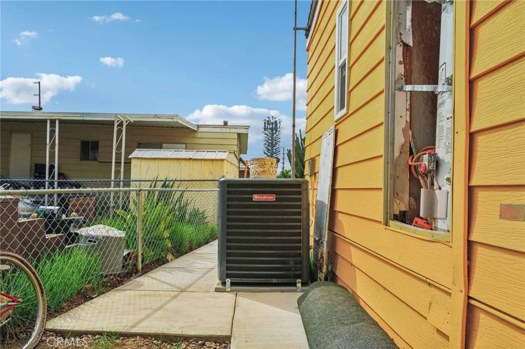 Rialto, CA 92376,2930 W Rialto ave #37