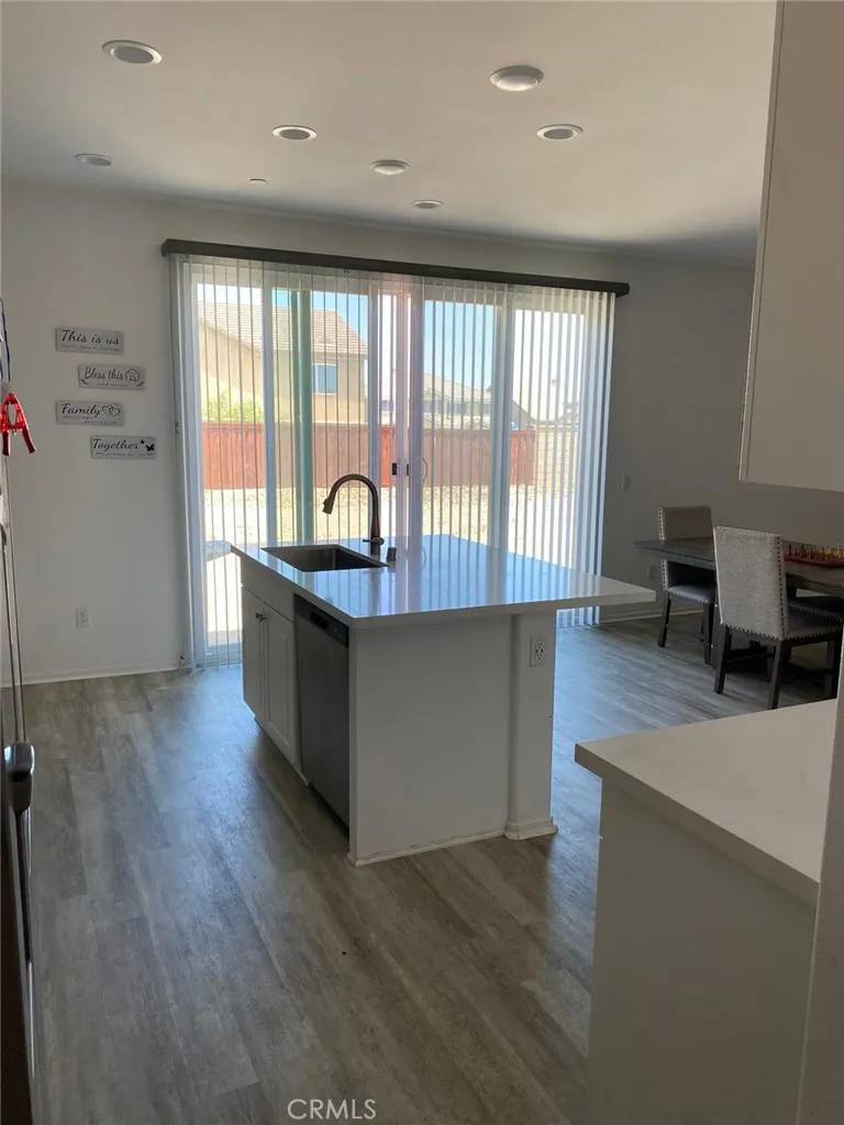 Victorville, CA 92392,11834 Ballina Street