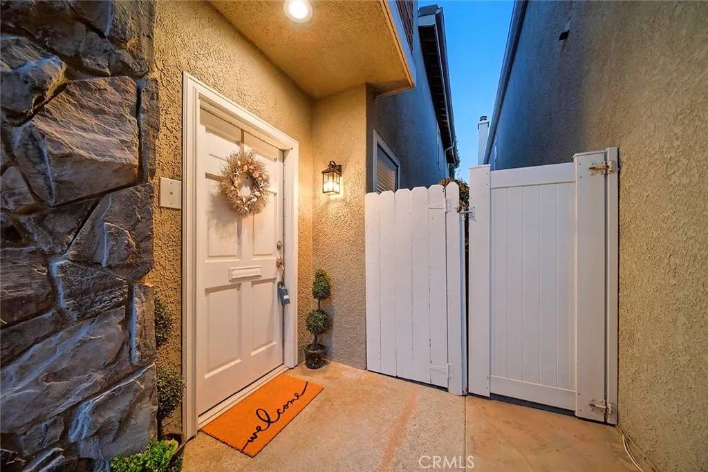 Seal Beach, CA 90740,232 7th Street