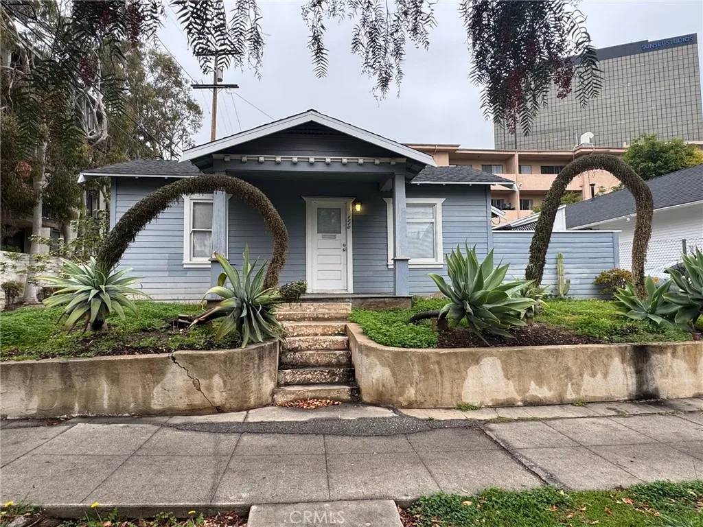 Los Angeles, CA 90049,1116 S Barrington Avenue