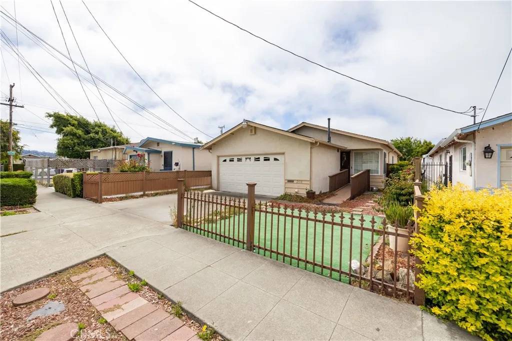 Richmond, CA 94804,2618 Virginia Avenue