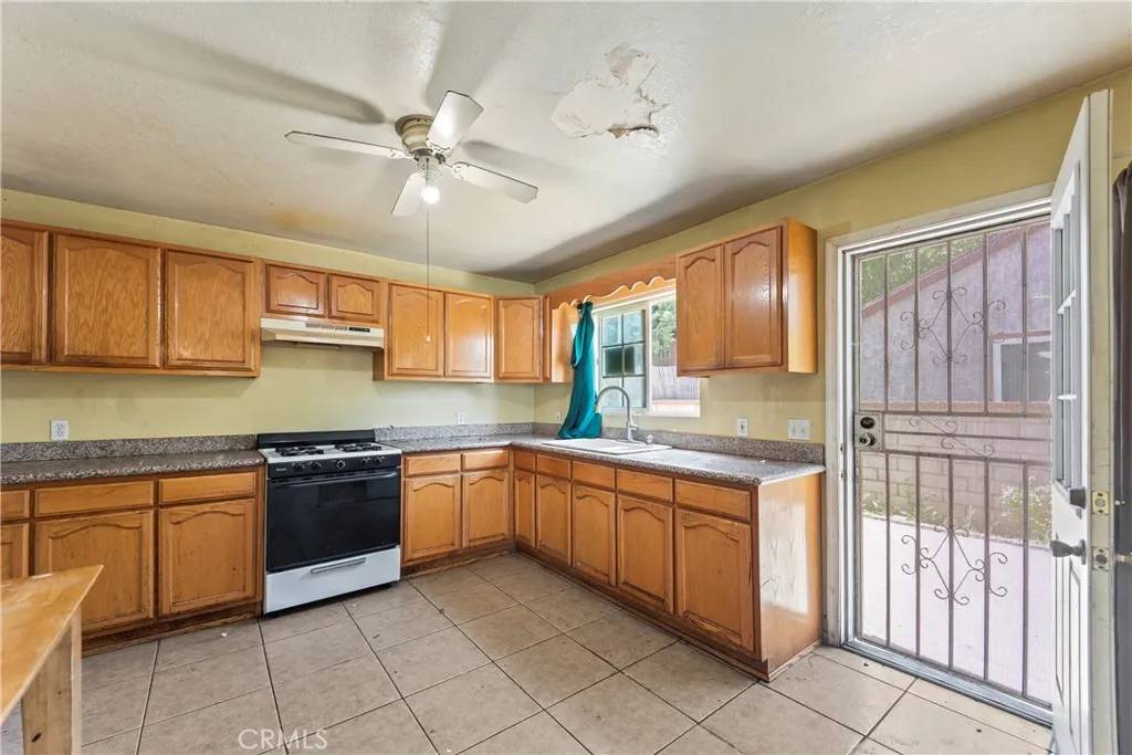 Hacienda Heights, CA 91745,15122 Gale Avenue