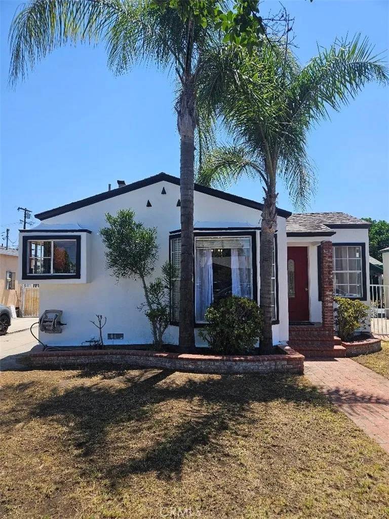 South Gate, CA 90280,8686 San Juan Avenue