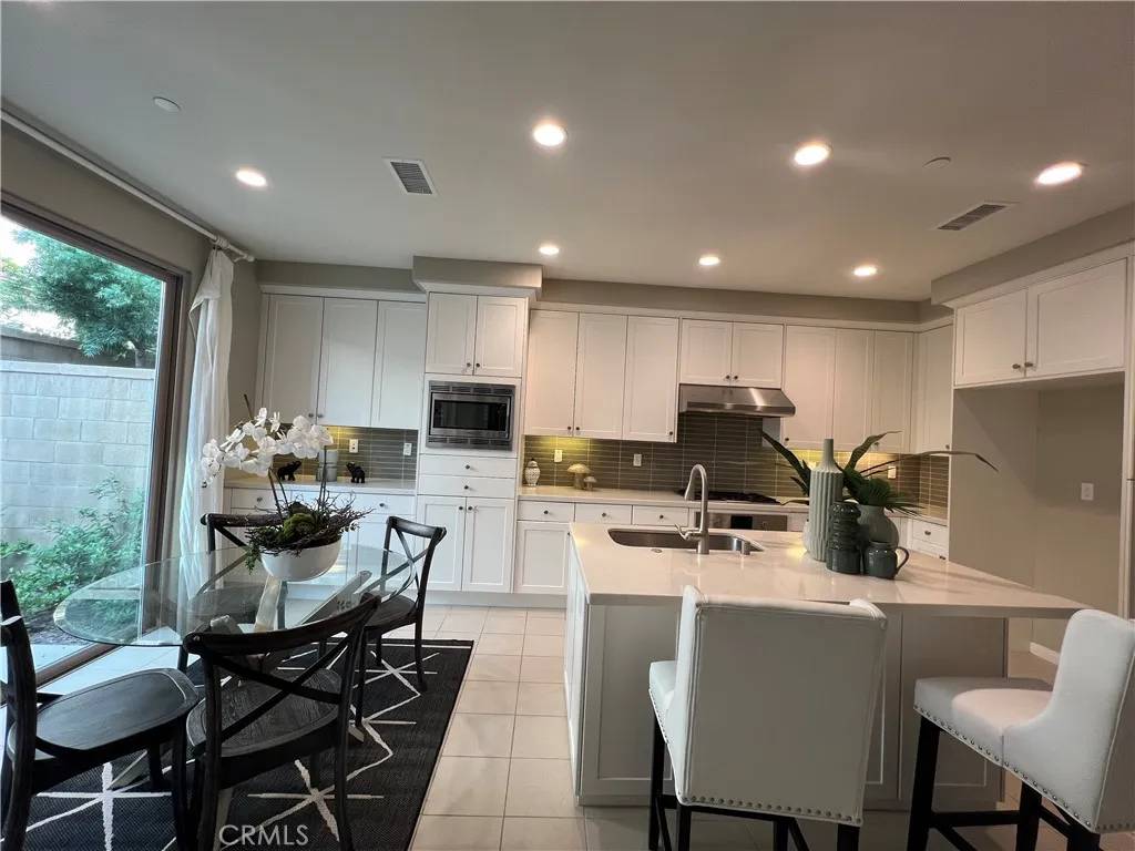 Irvine, CA 92618,141 Augustine