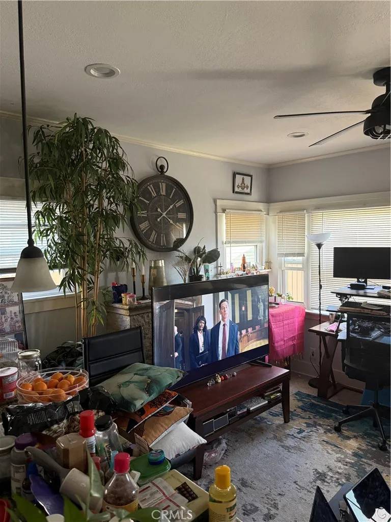 Long Beach, CA 90804,3031 E 7th Street #7