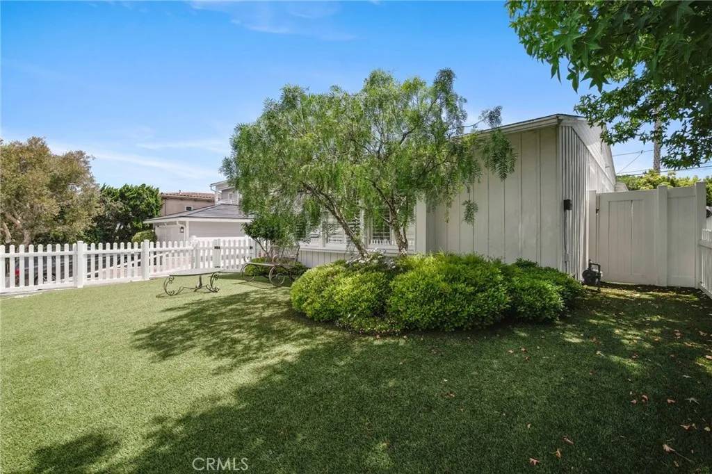 Manhattan Beach, CA 90266,1200 Magnolia Avenue