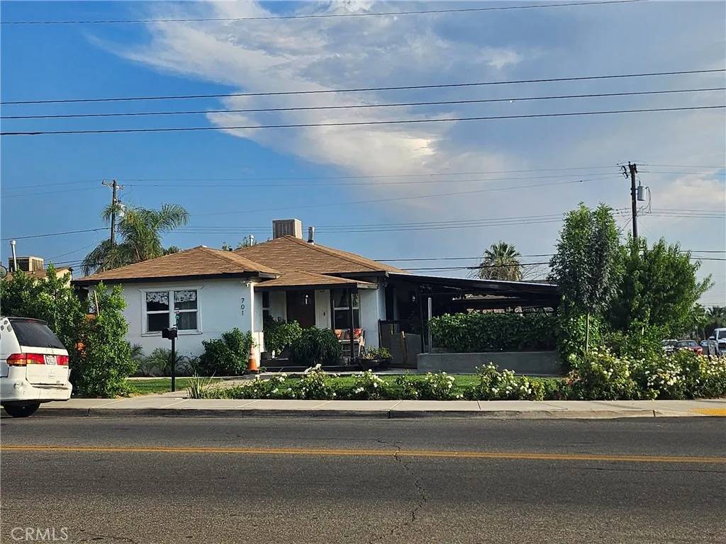 Bakersfield, CA 93305,Address not disclosed