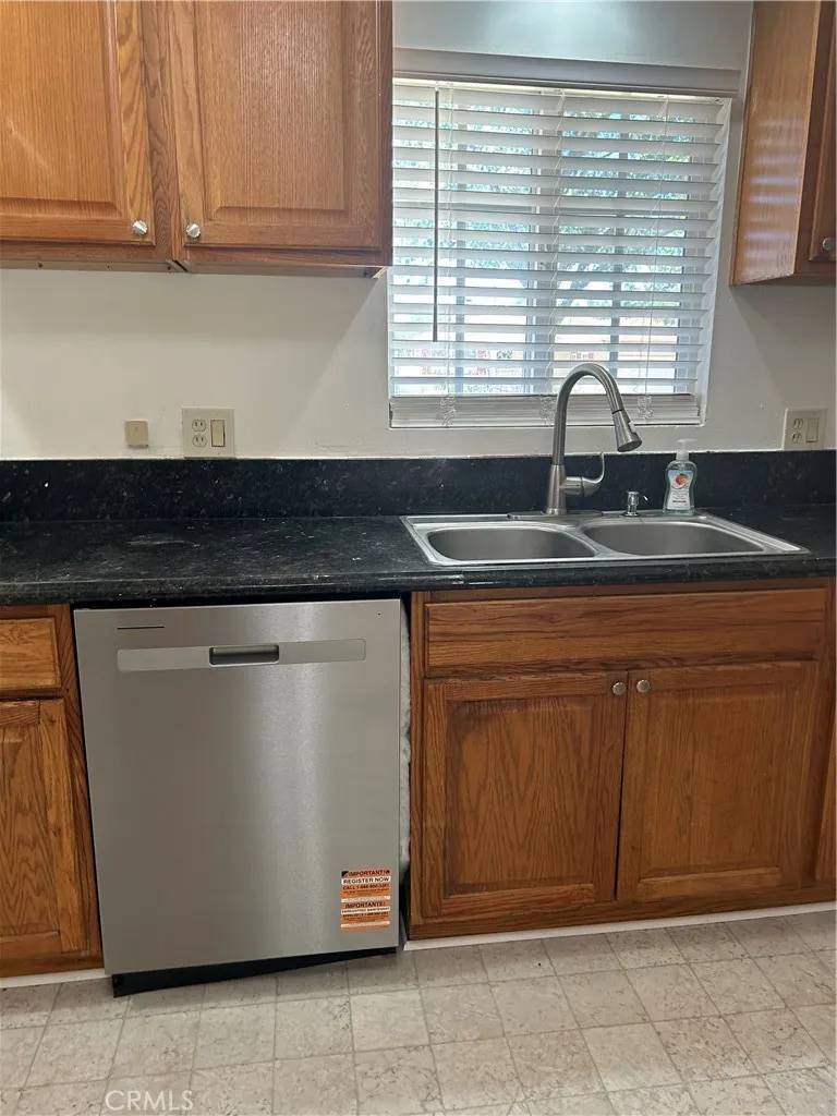 Lancaster, CA 93534,1411 W Avenue H9