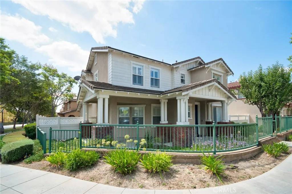 Fullerton, CA 92833,2006 Hetebrink St.