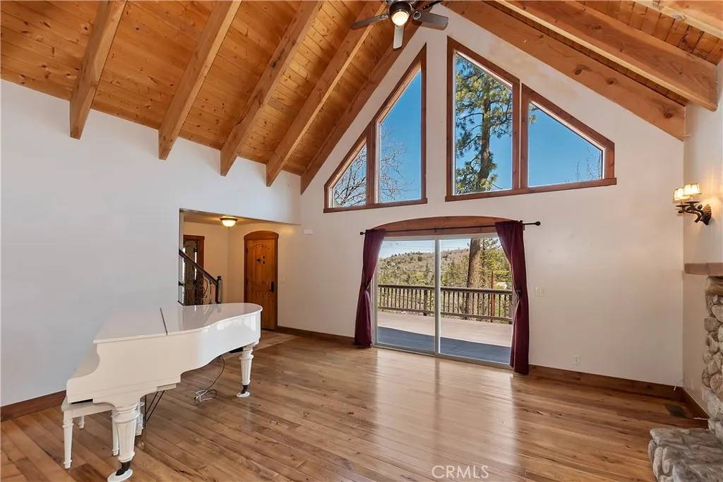 Lake Arrowhead, CA 92352,1262 Portillo Lane