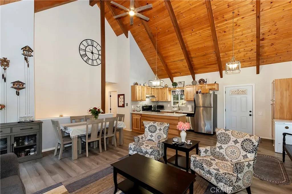 Lake Arrowhead, CA 92352,272 Fairway Drive