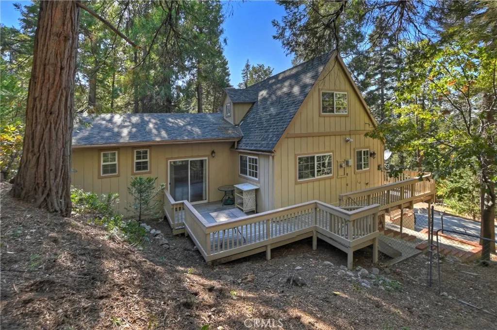 Twin Peaks, CA 92391,25999 Mile Pine