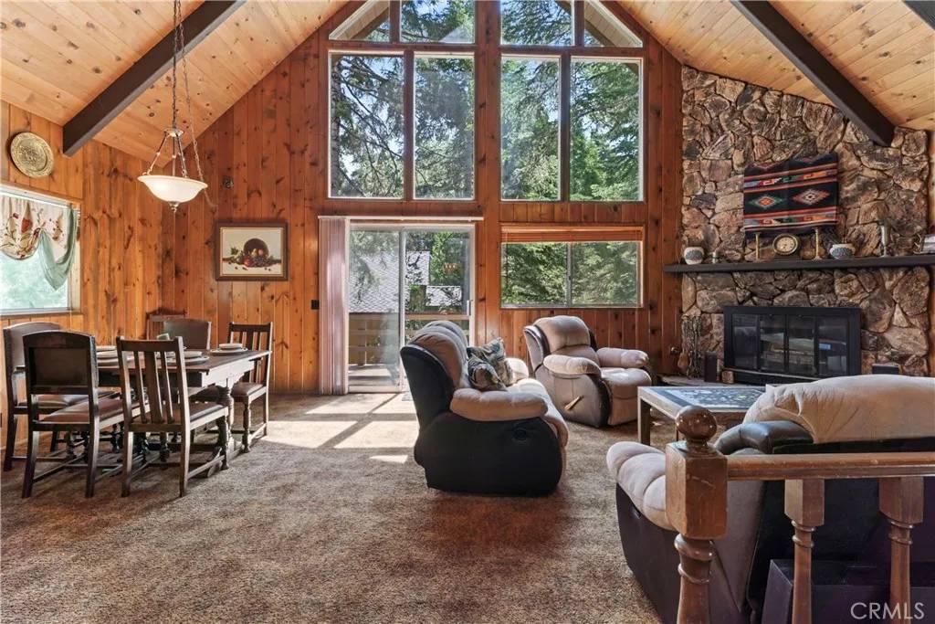 Lake Arrowhead, CA 92352,28986 Potomac Drive