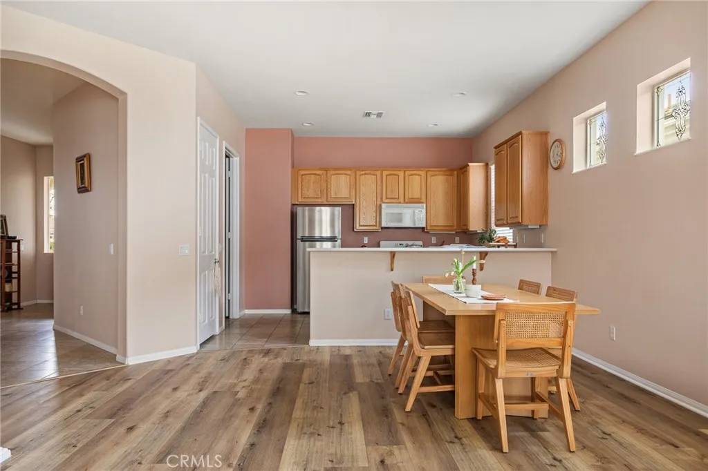 Beaumont, CA 92223,824 Sherwood Court