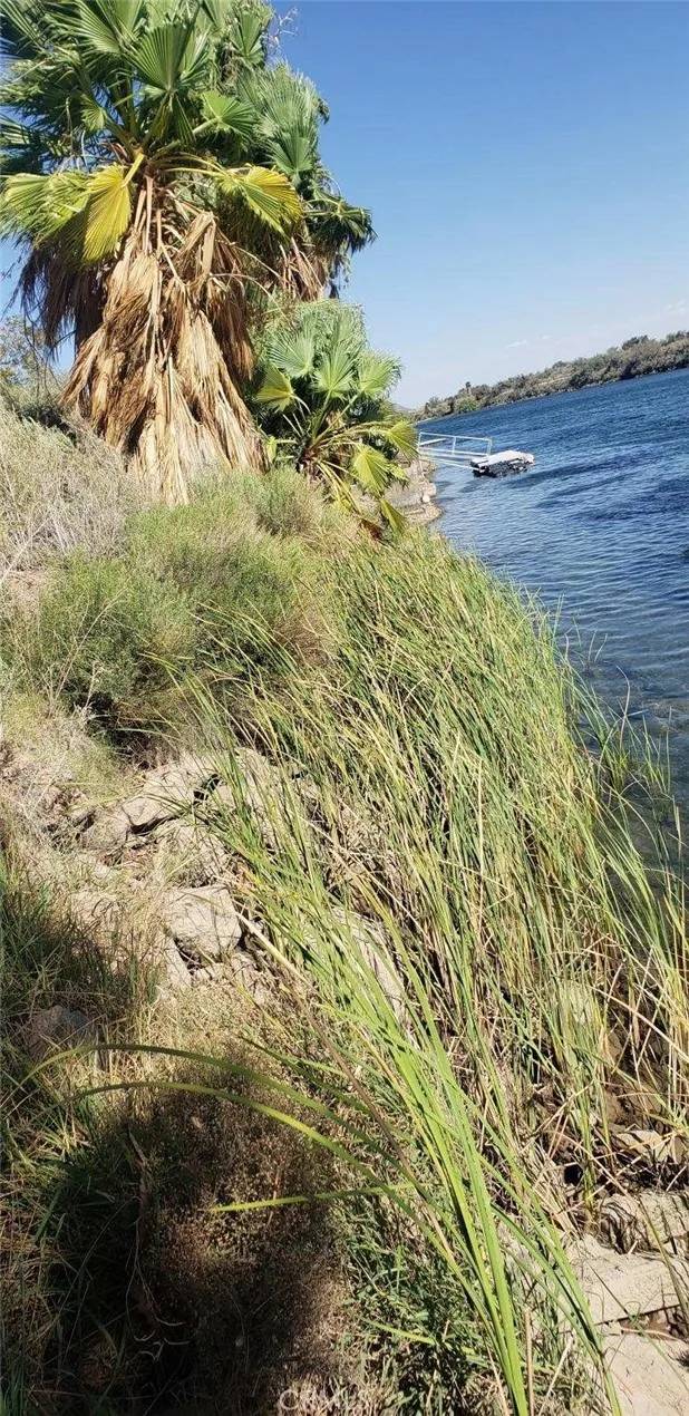 Big River, CA 92242,7845 Rio Vista