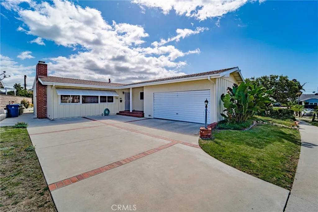 San Pedro, CA 90732,210 N Malgren Avenue