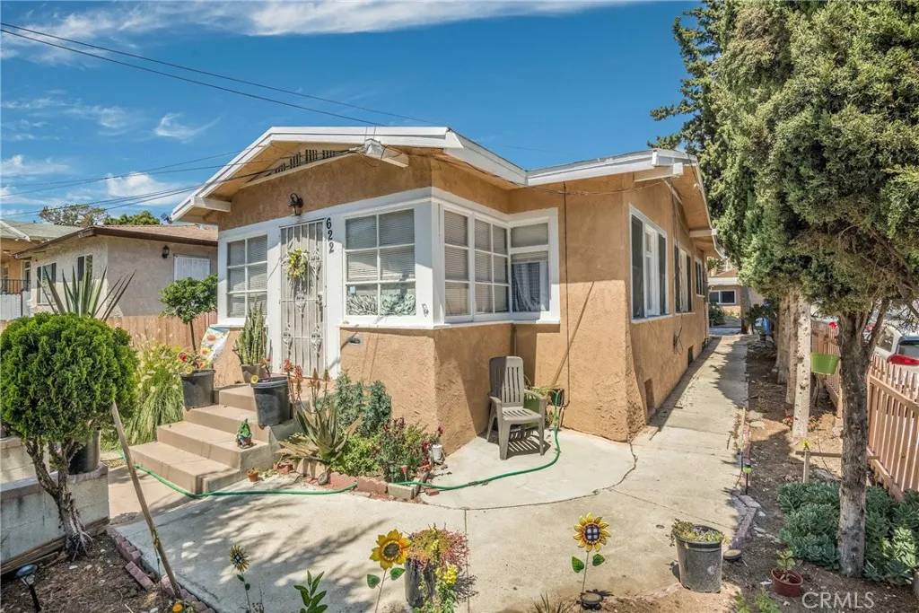 San Pedro, CA 90731,622 W 2nd Street