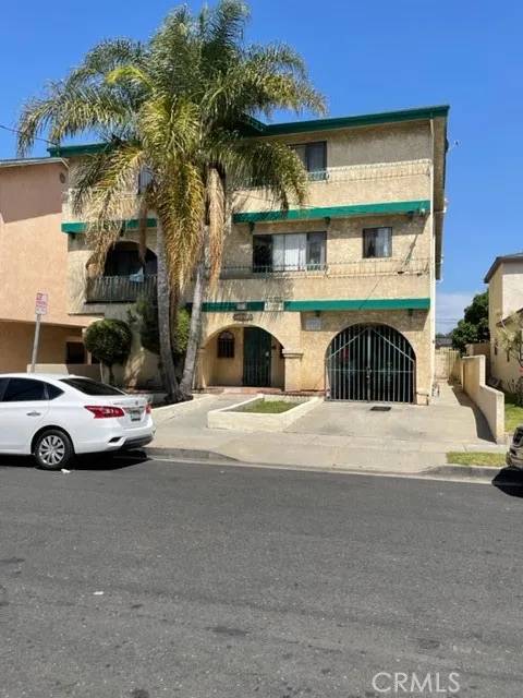 Hawthorne, CA 90250,11432 Menlo Avenue