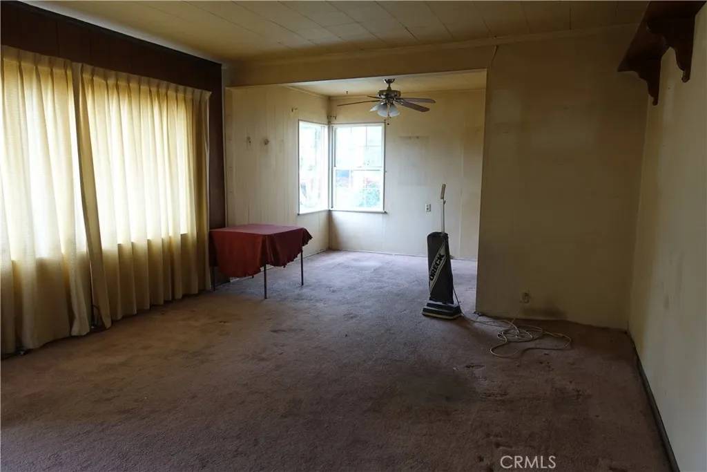 Hawthorne, CA 90250,5007 W 118th Street