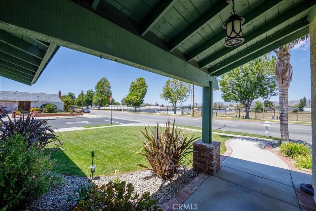 Simi Valley, CA 93065,872 Erringer Road