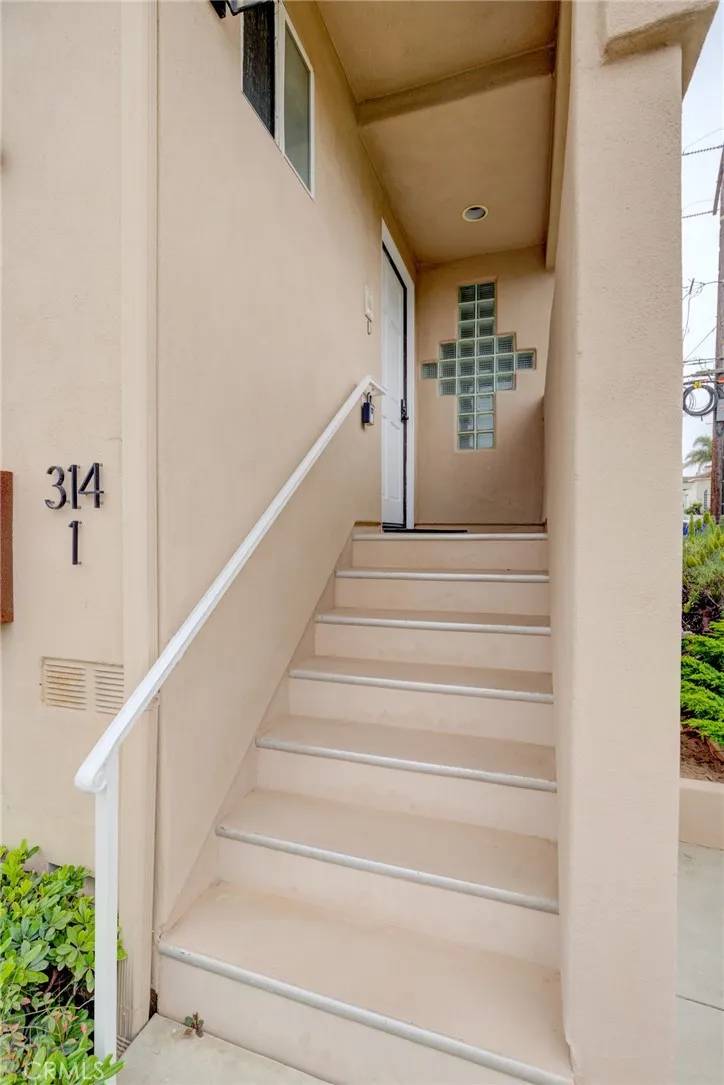 El Segundo, CA 90245,314 Penn Street #1