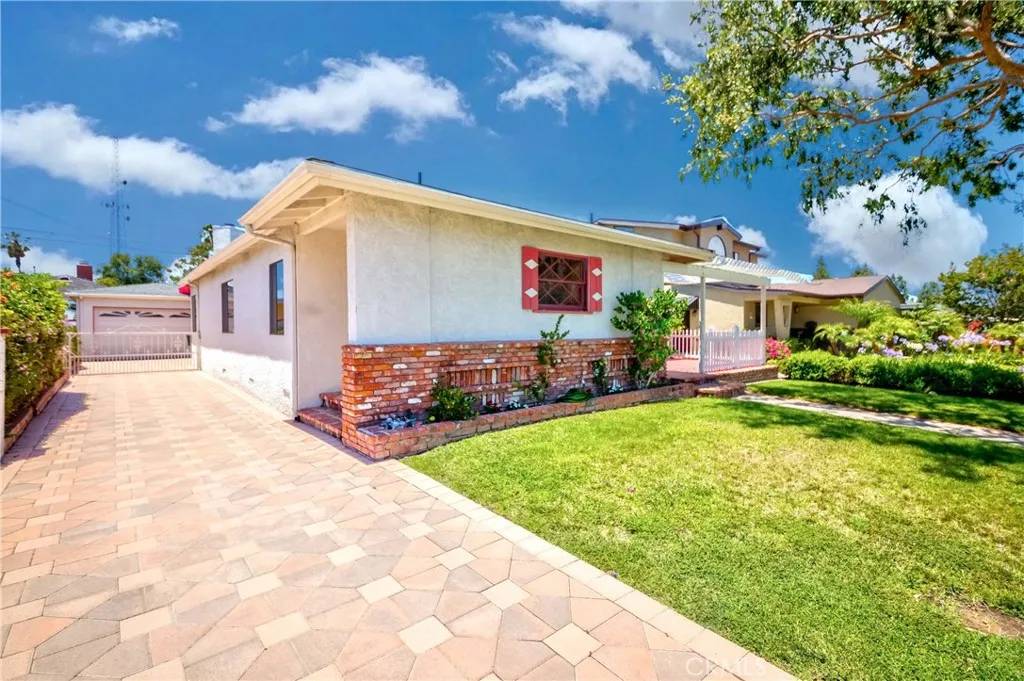 Torrance, CA 90503,917 Felbar Avenue