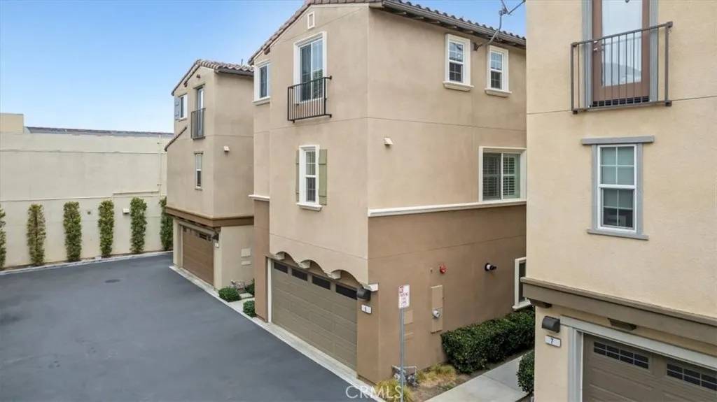 Carson, CA 90745,22111 Main Street #8