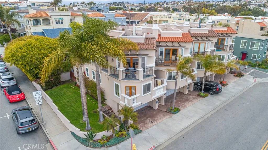 Hermosa Beach, CA 90254,301 2nd