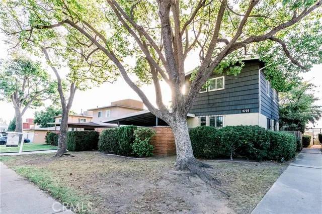 Inglewood, CA 90305,9725 Crenshaw Boulevard