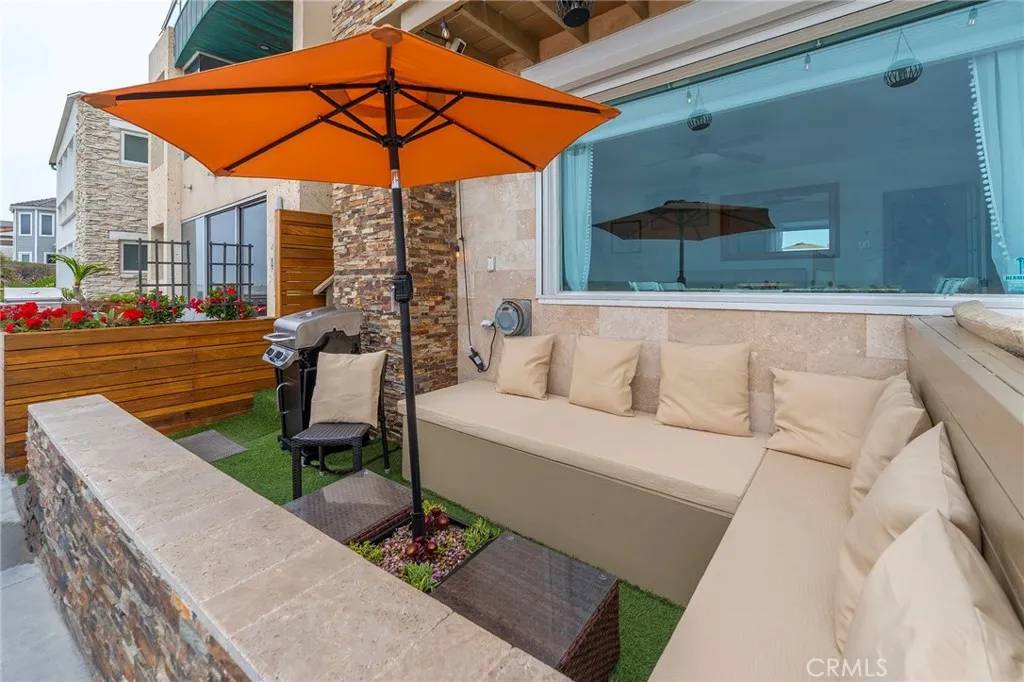Hermosa Beach, CA 90254,1728 The Strand #4