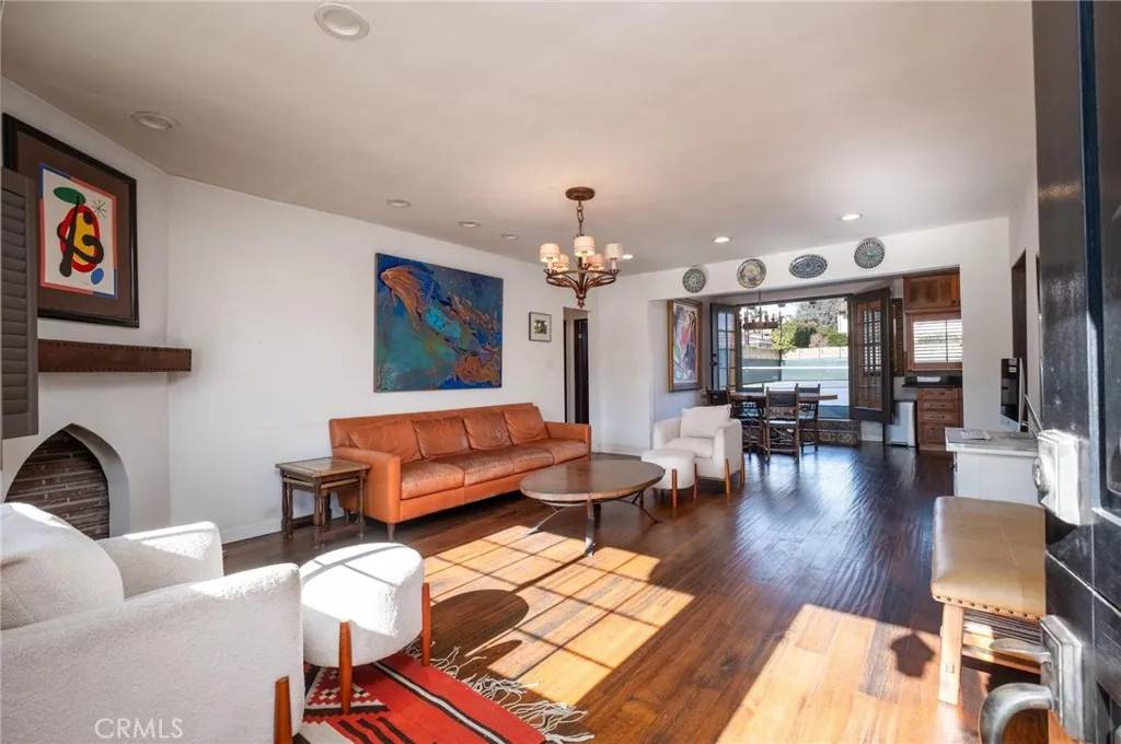 Redondo Beach, CA 90278,2401 Alvord Lane