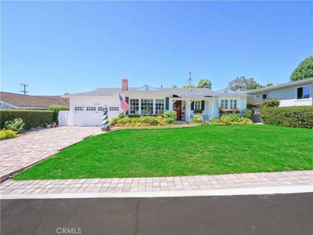 Rancho Palos Verdes, CA 90275,17 Barkentine Road
