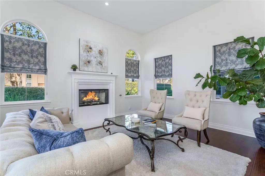 Moorpark, CA 93021,4194 Dakota Drive
