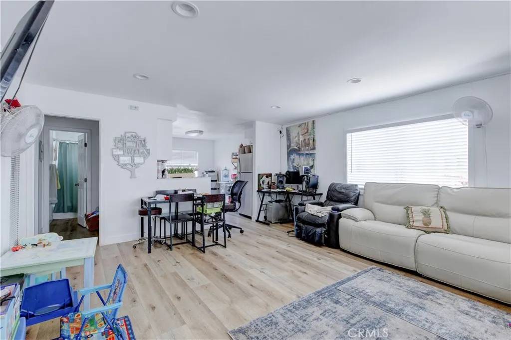 Long Beach, CA 90813,1720 Cerritos Avenue