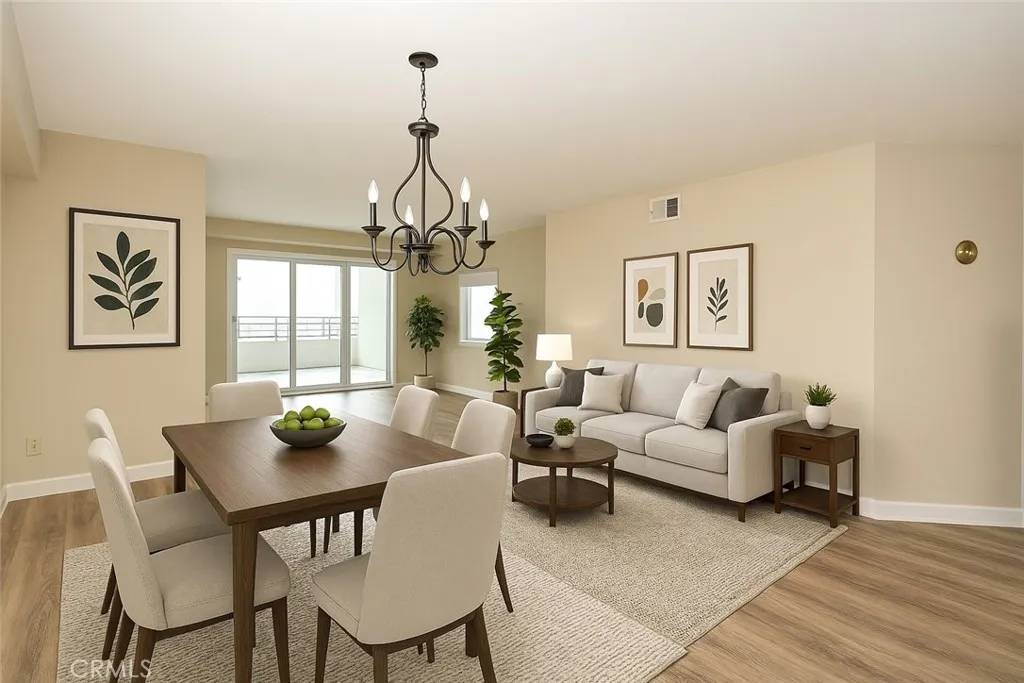 Redondo Beach, CA 90277,520 The Village #110