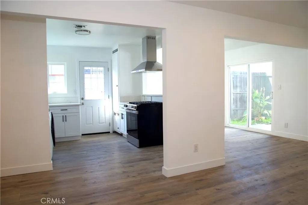 Inglewood, CA 90303,3659 110th