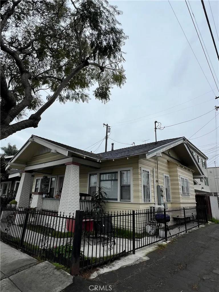 Long Beach, CA 90802,521 Olive Avenue