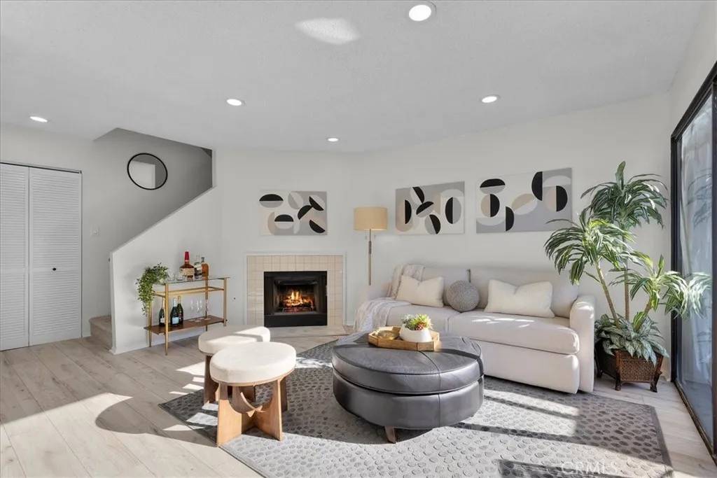 Carson, CA 90746,803 E Victoria St ##121