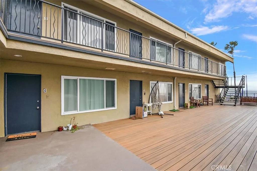 Redondo Beach, CA 90277,1802 Esplanade
